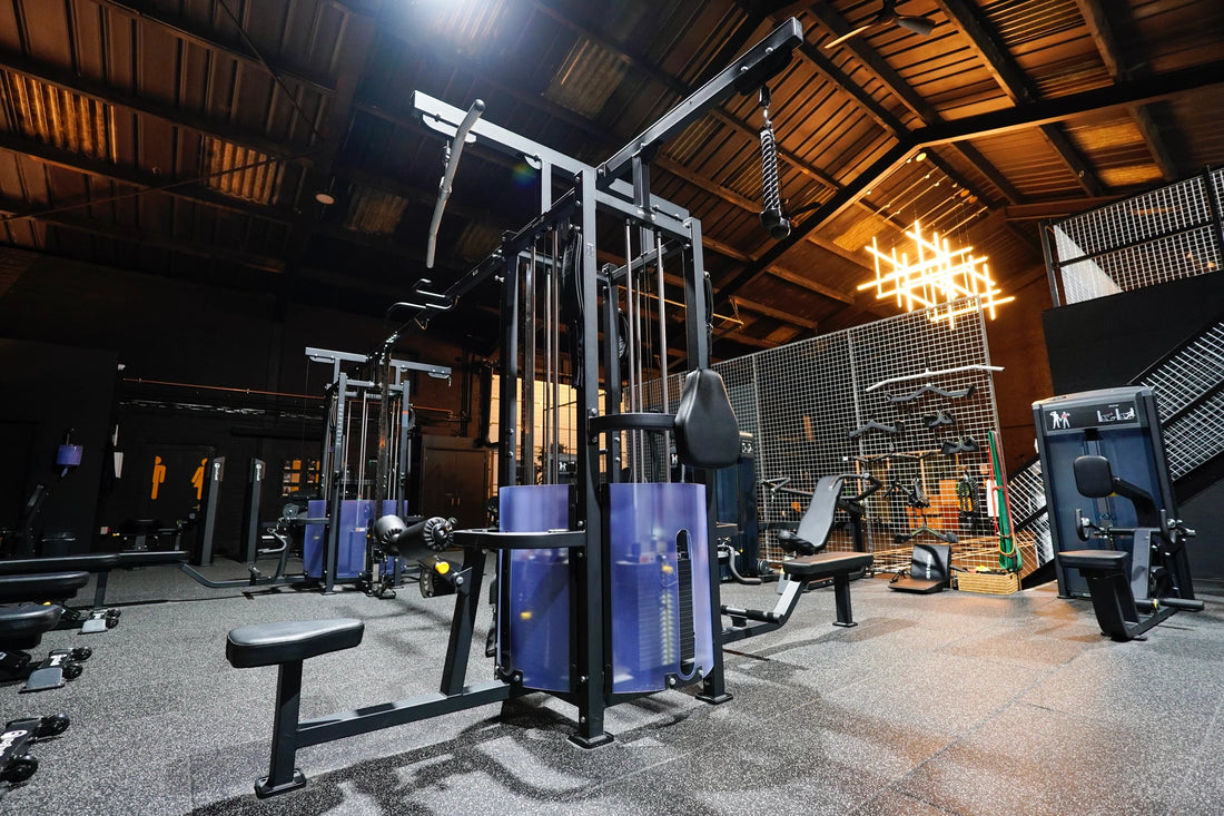 Why personal belongings create unpredictable obstructions in public gym spaces - Gym Gear