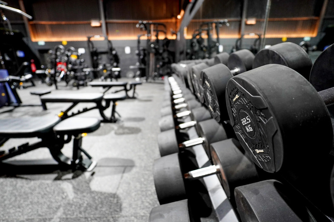 Why predictable equipment positioning reduces hesitation in busy gyms - Gym Gear