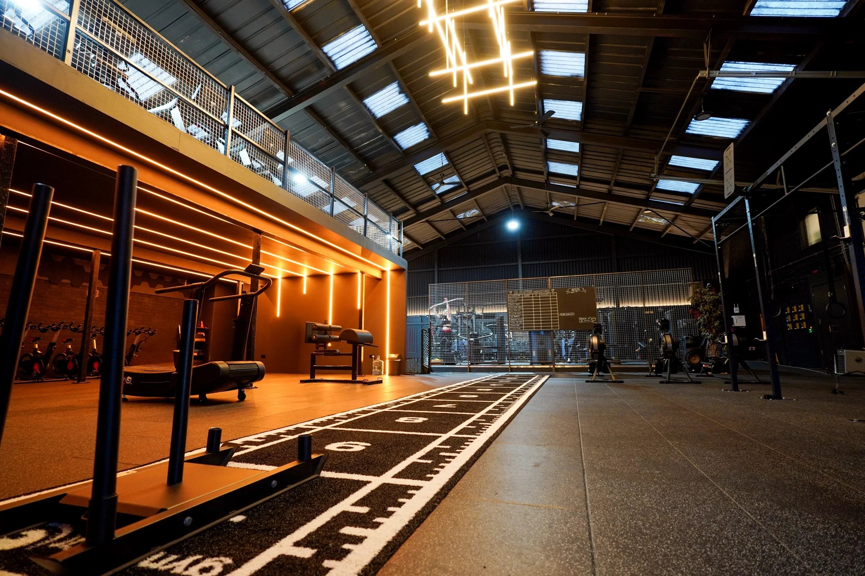 How flooring and equipment interactions shape movement efficiency - Gym Gear