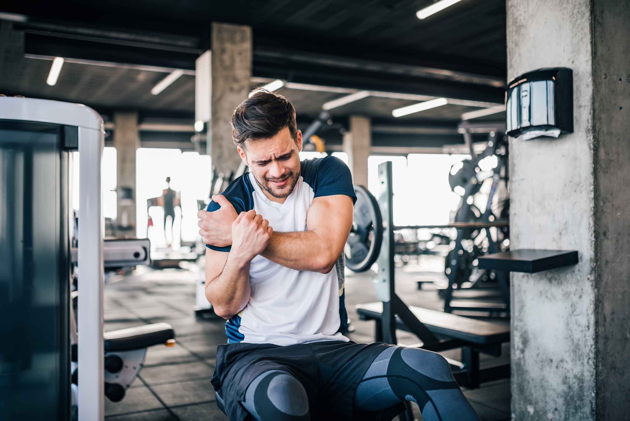Safety First: How to Avoid Common Dumbbell Injuries - Gym Gear