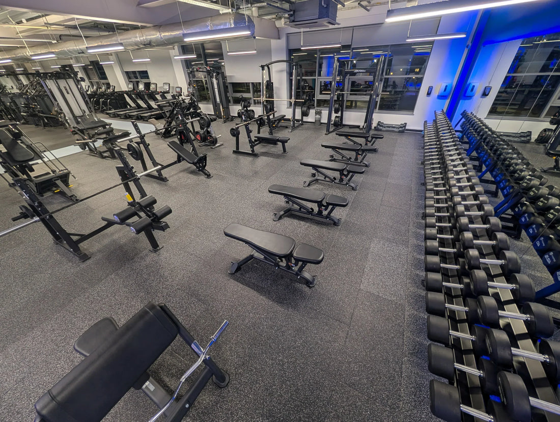 Gym flooring for free weights areas: safety, durability, and noise control - Gym Gear