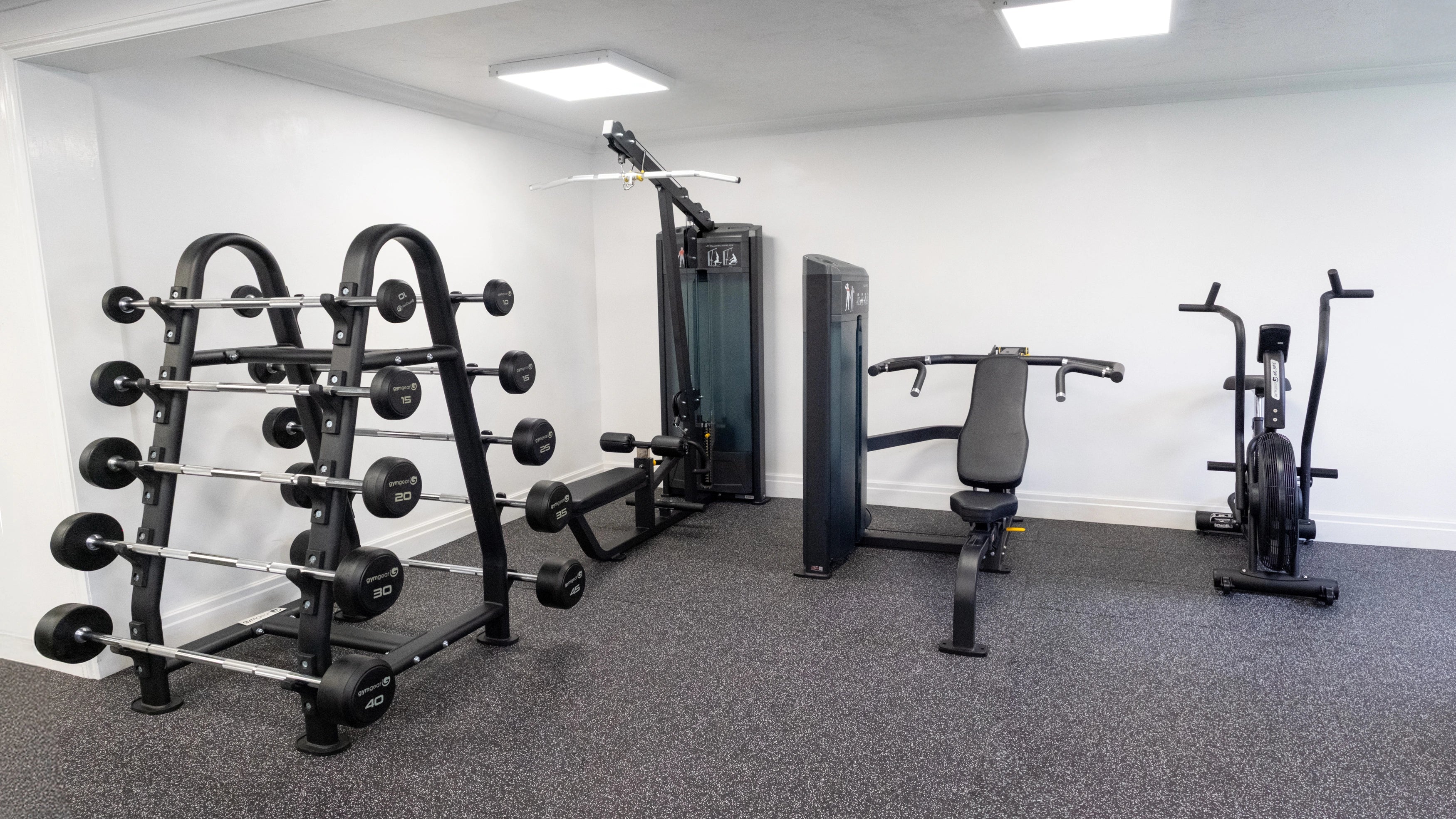 Why commercial gyms need different equipment replacement cycles than studios - Gym Gear