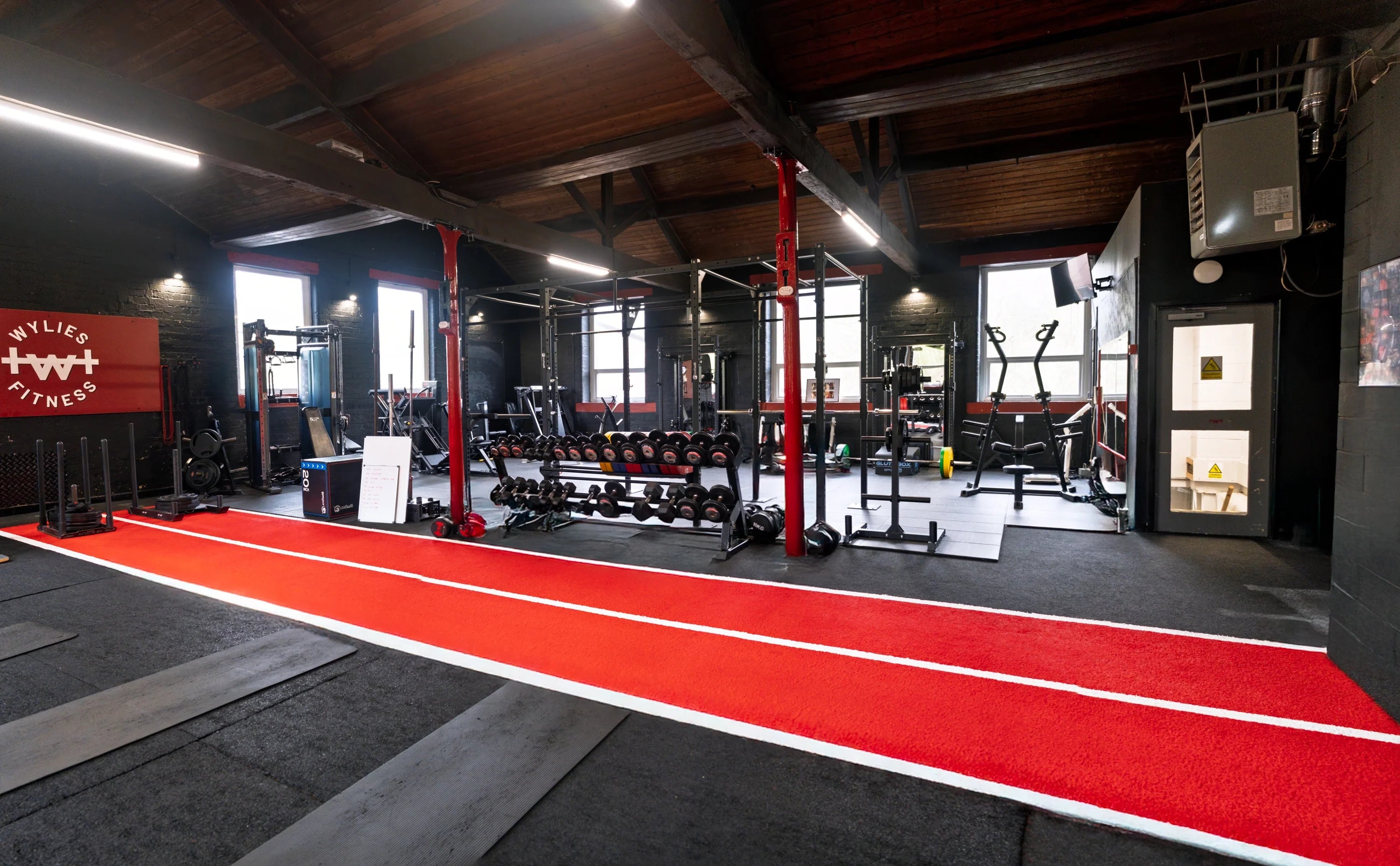 Independent gym increases coaching capacity within a compact training space - Gym Gear