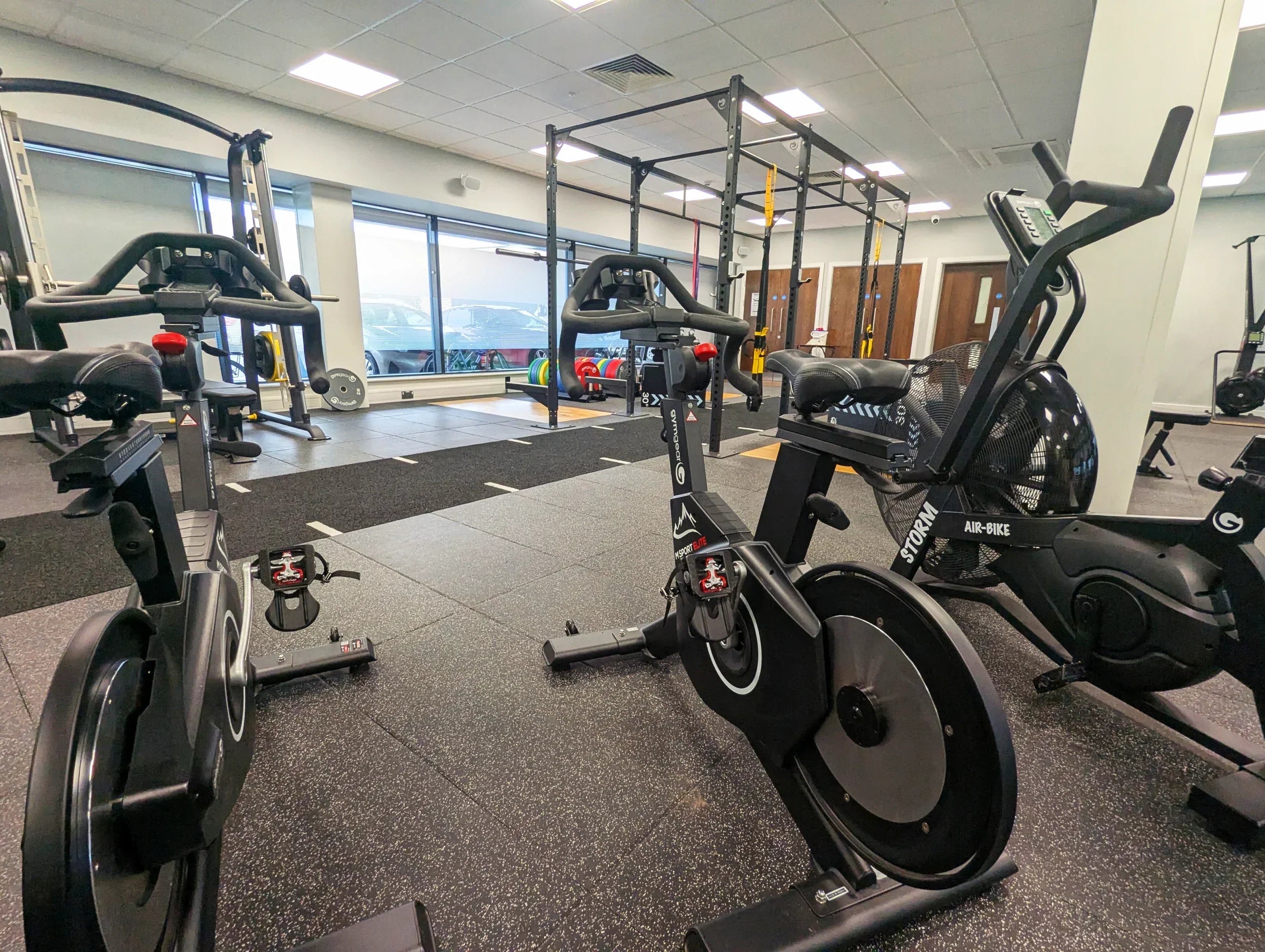 How mixed users affect gym layout and flow - Gym Gear