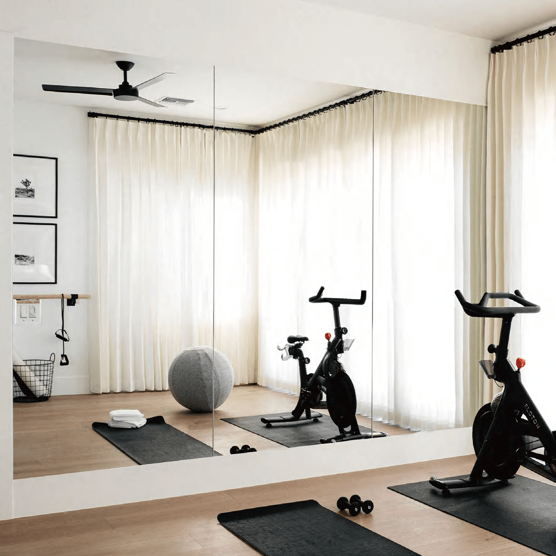 ClearView Glassless Mirror, - Gym Gear
