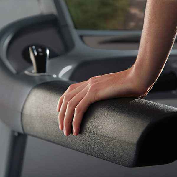 T98e Entertainment Commercial Treadmill